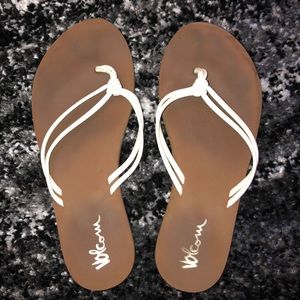 WORN volcom sandals